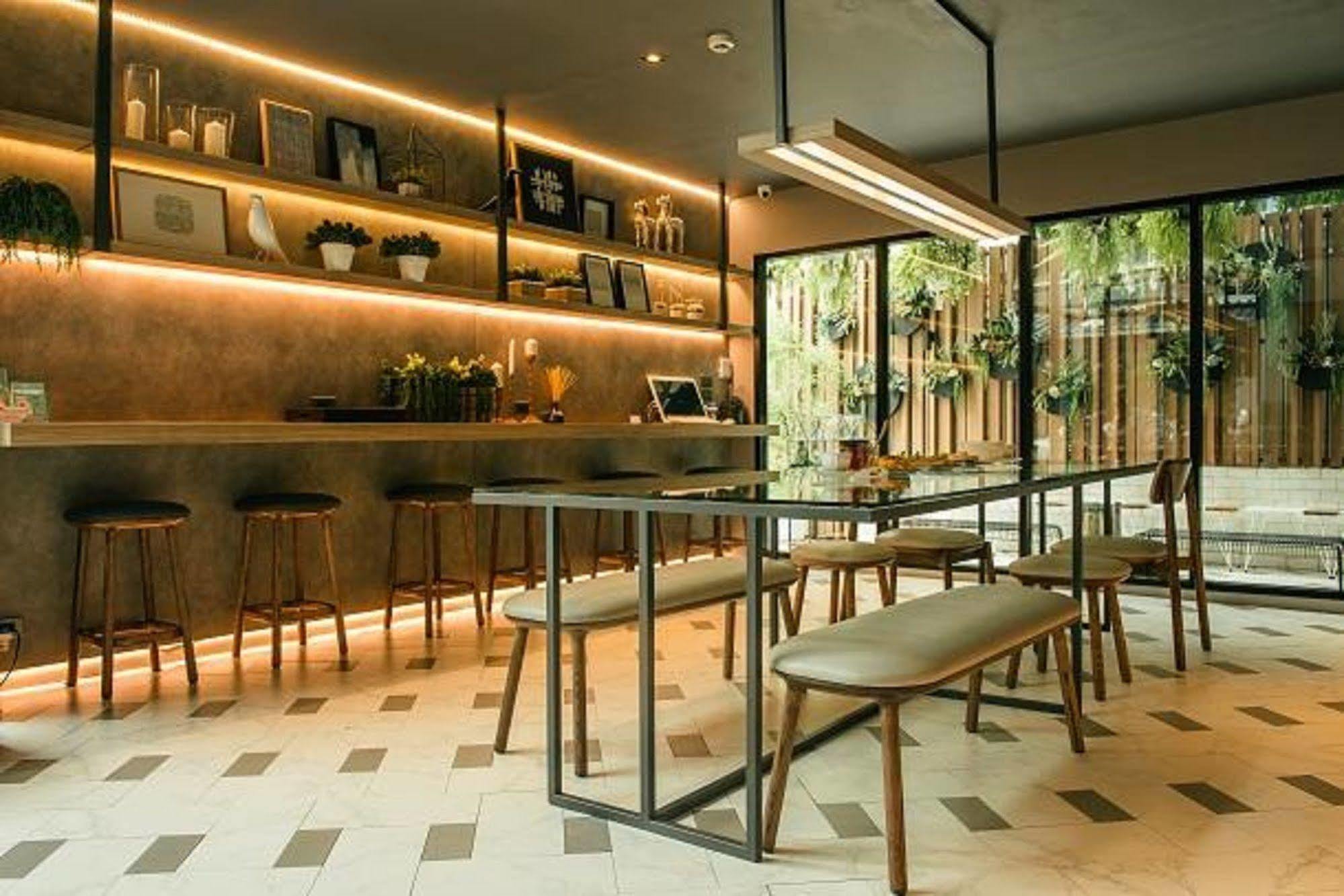 Nap Hotel Bangkok Exterior foto