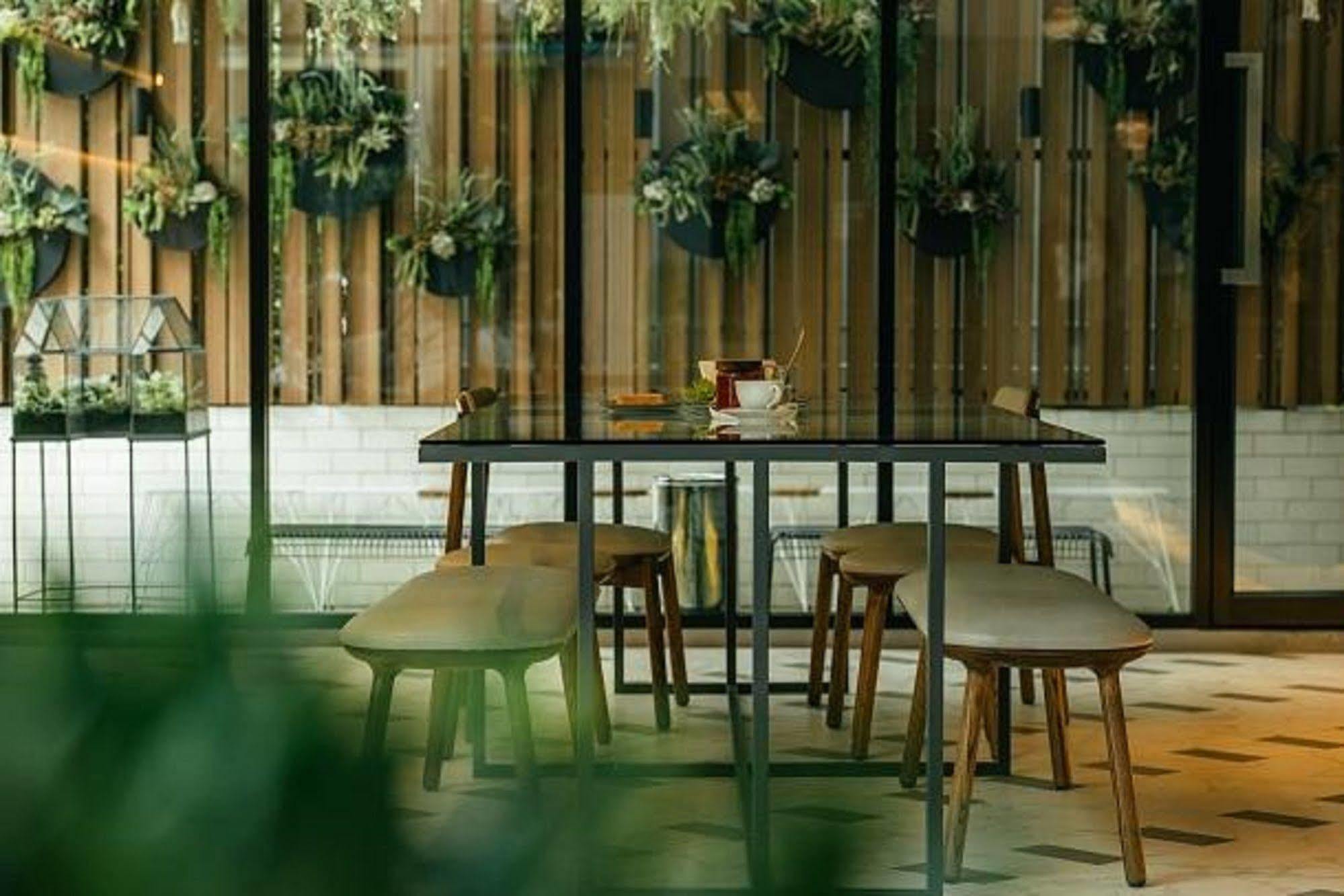 Nap Hotel Bangkok Exterior foto