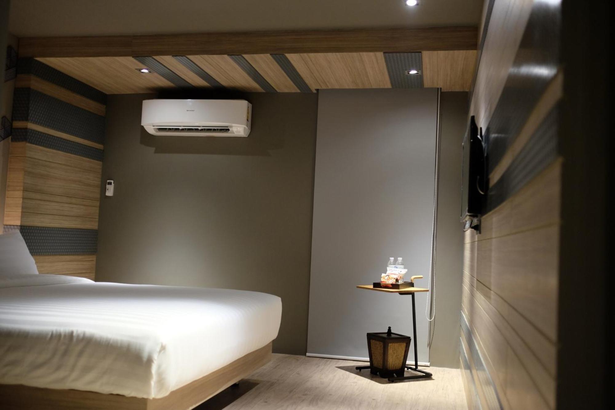 Nap Hotel Bangkok Exterior foto